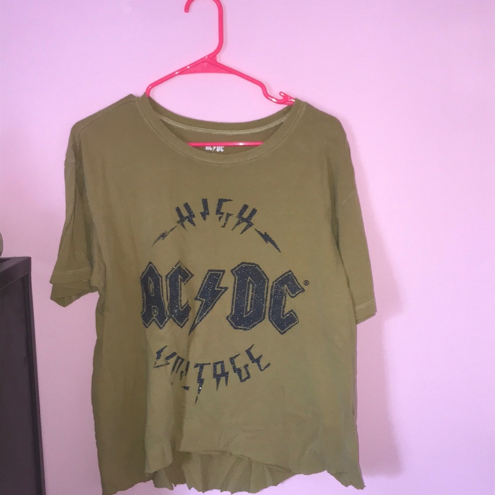 ACDC tee⚡️💚